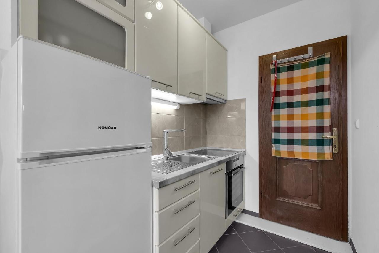 Apartments And Rooms With Parking Space Duce, Omis - 10303 外观 照片