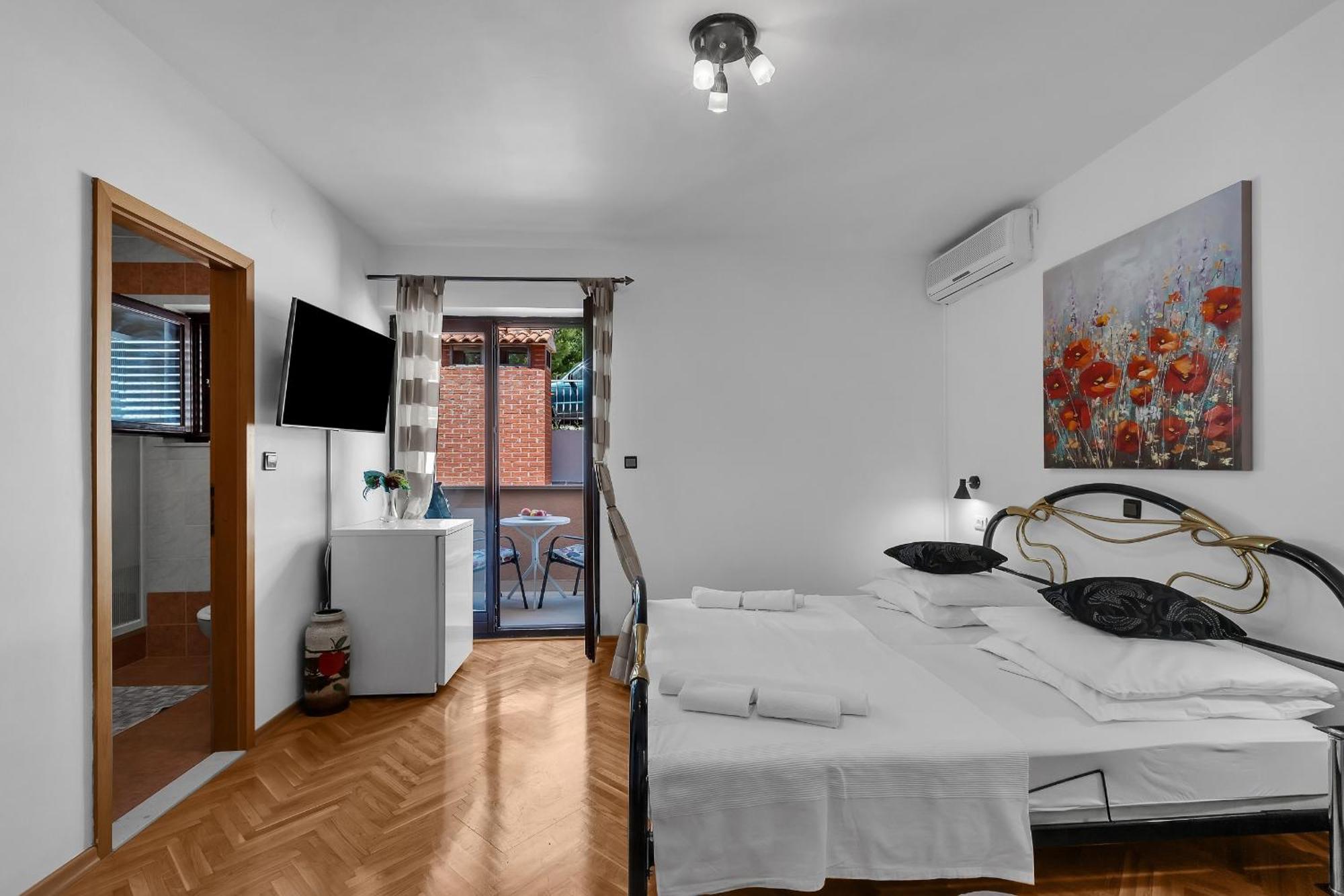 Apartments And Rooms With Parking Space Duce, Omis - 10303 客房 照片